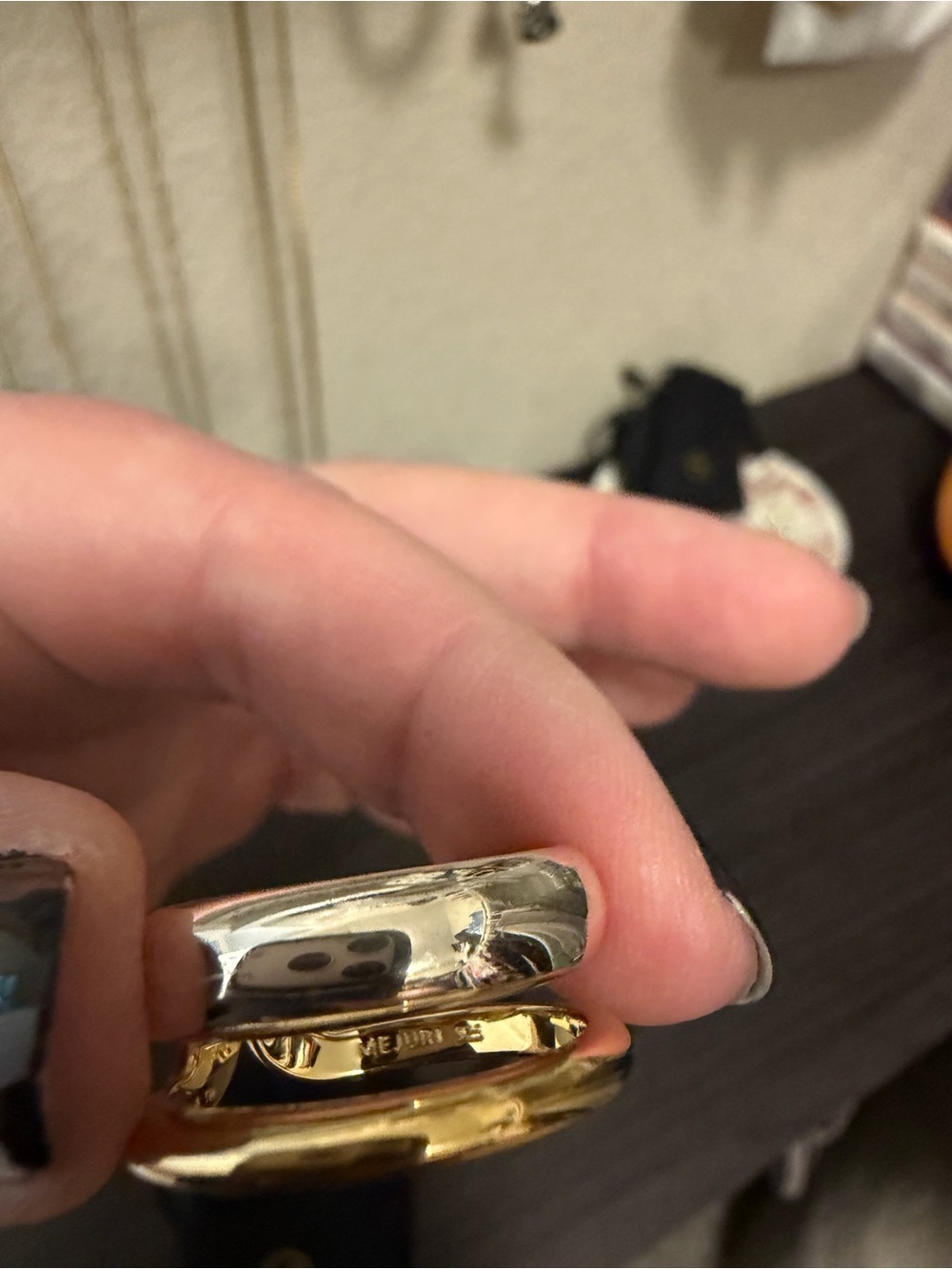 Mejuri Duet Mixed Ring — Gold and Silver - Picture 6 of 8